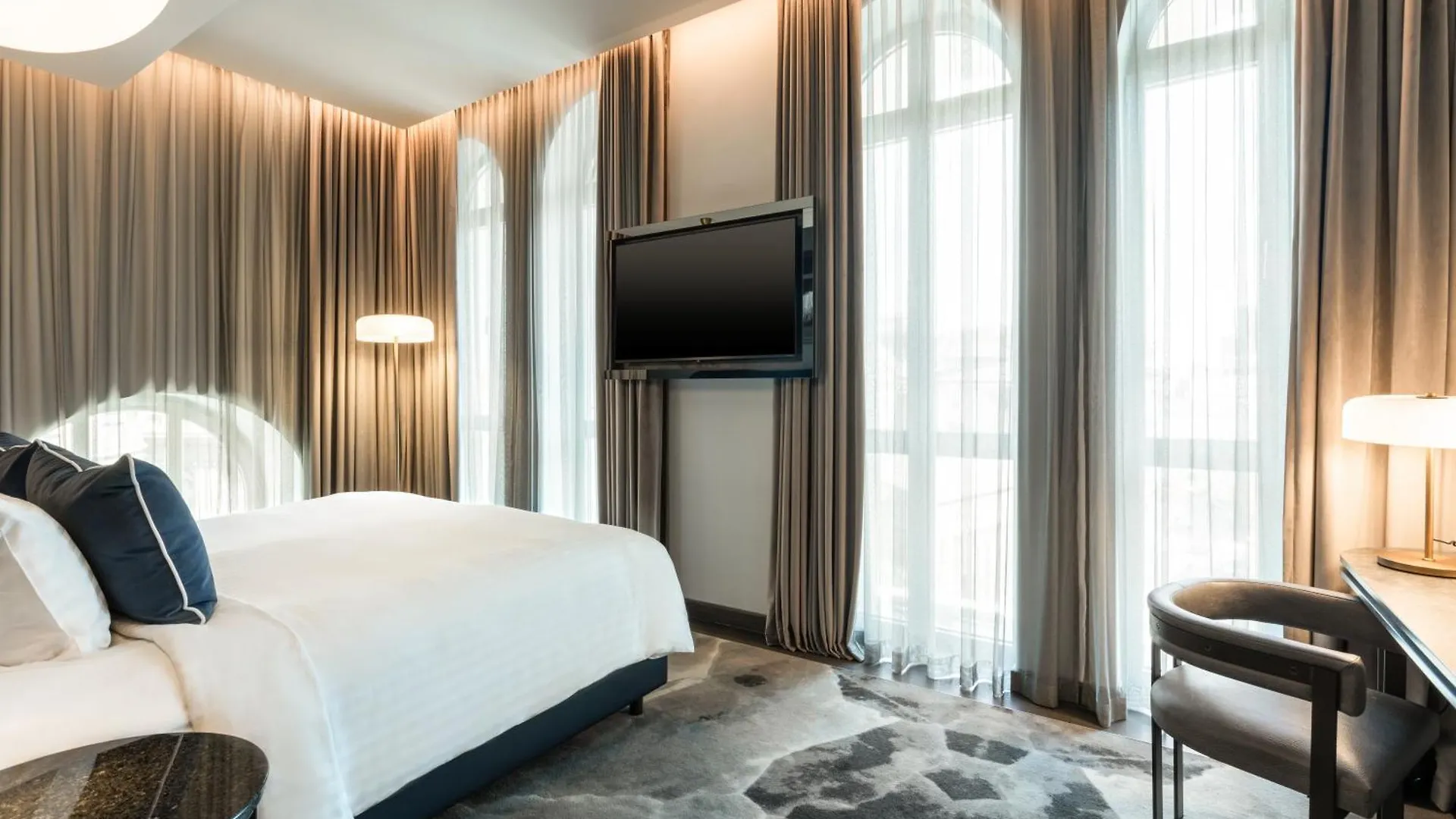 The Marmorosch Bucharest, Autograph Collection Hotell